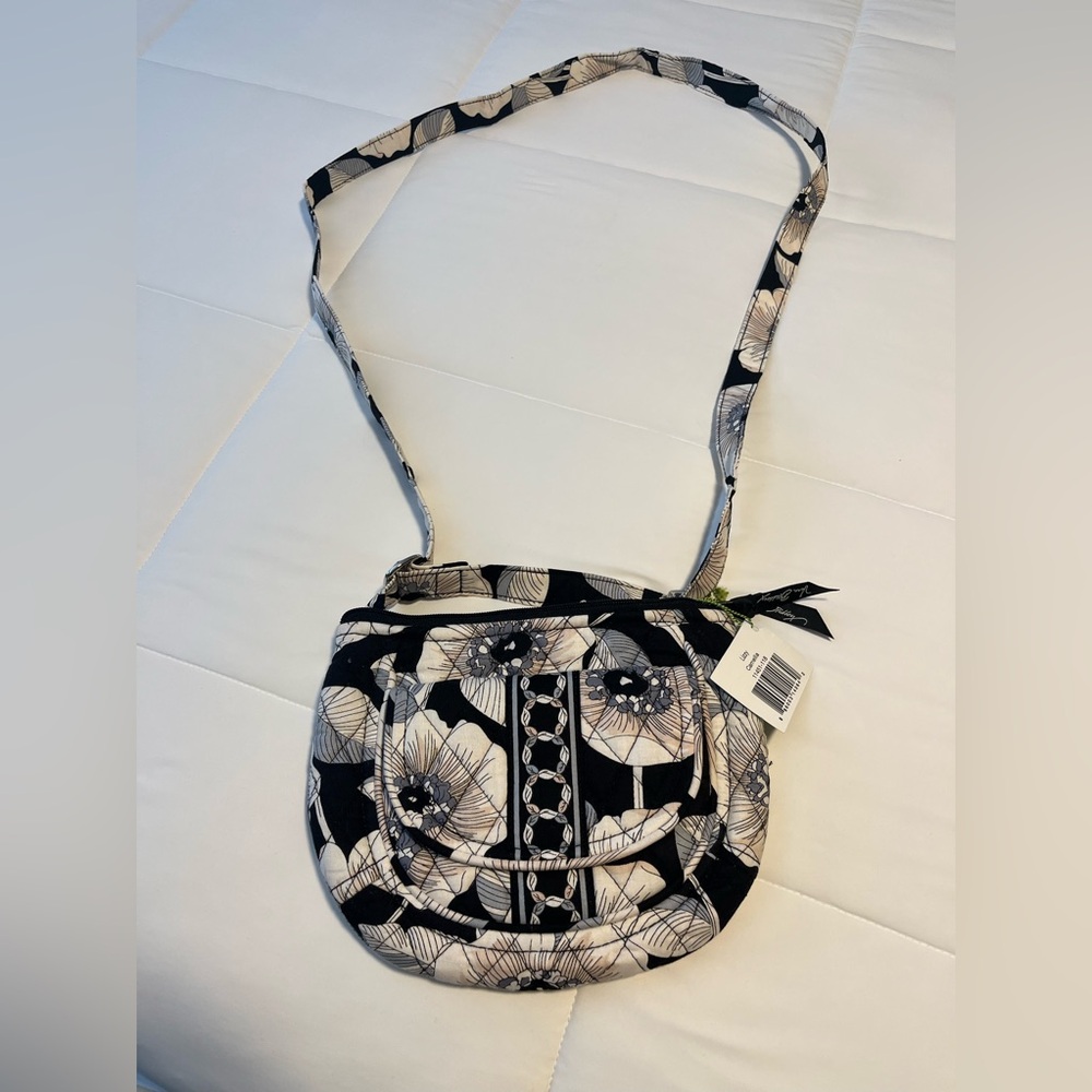 NWT Vera Bradley “Lizzy”